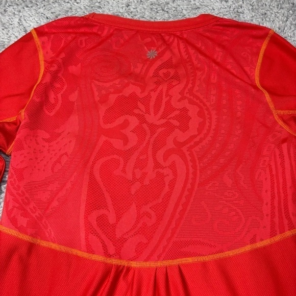 Athleta Shirt Womens Small Long Sleeve Crewneck Compression Activewear Fitness - Picture 4 of 5